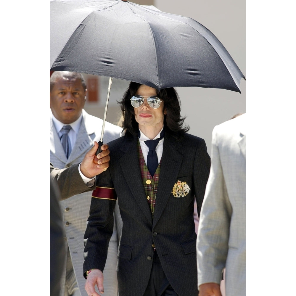 Michael Jackson At Court Appearance For Michael Jackson Trial For Child Molestation Santa Barbara County Courthouse Image 1