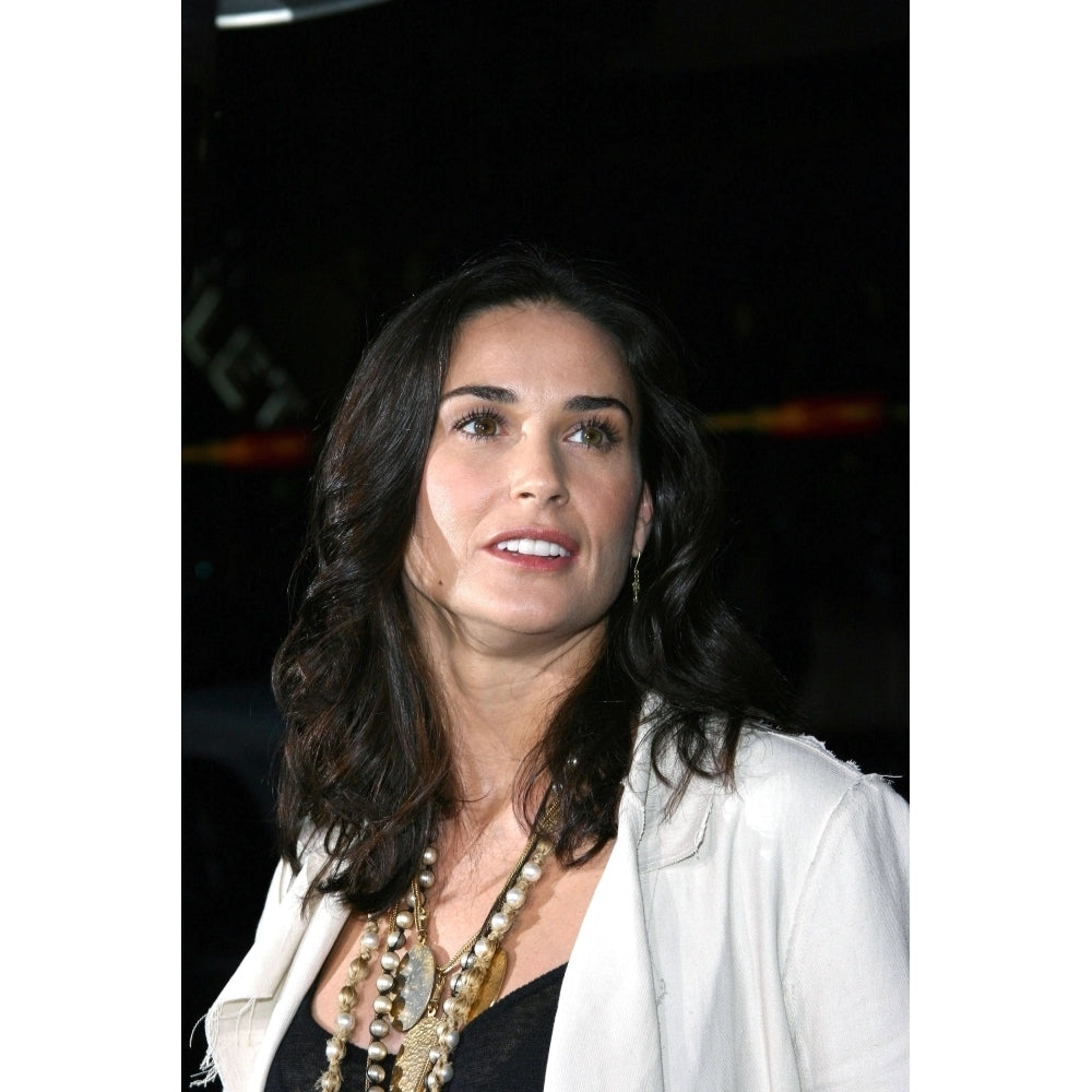 Demi Moore At Arrivals For Guess Who Premiere GraumanS Chinese Theatre Los Angeles Ca Sunday March 13 2005. Photo Image 1