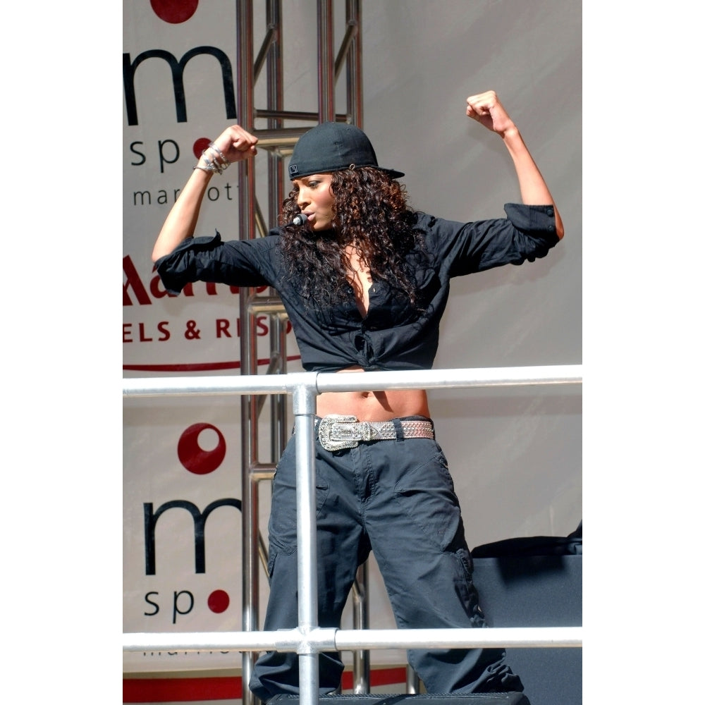 Ciara On Stage For Ciara Live Concert Marriott HotelS Mspot In Times Square York Ny September 21 2005. Photo Image 2