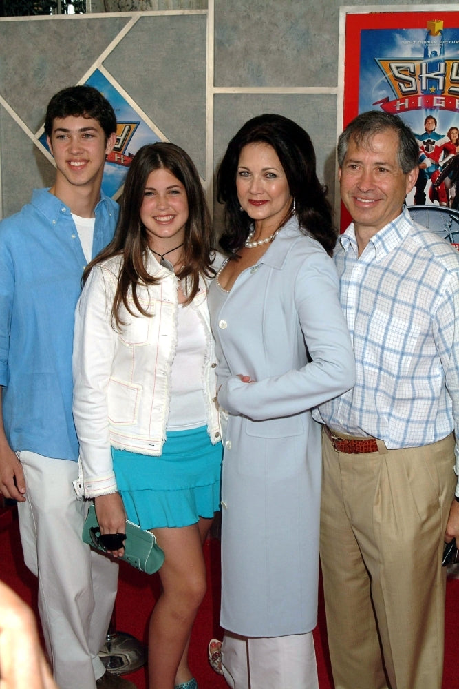 Lynda Carter Family At Arrivals For Sky High Premiere El Capitan Theatre Los Angeles Ca July 24 2005. Photo By Image 1