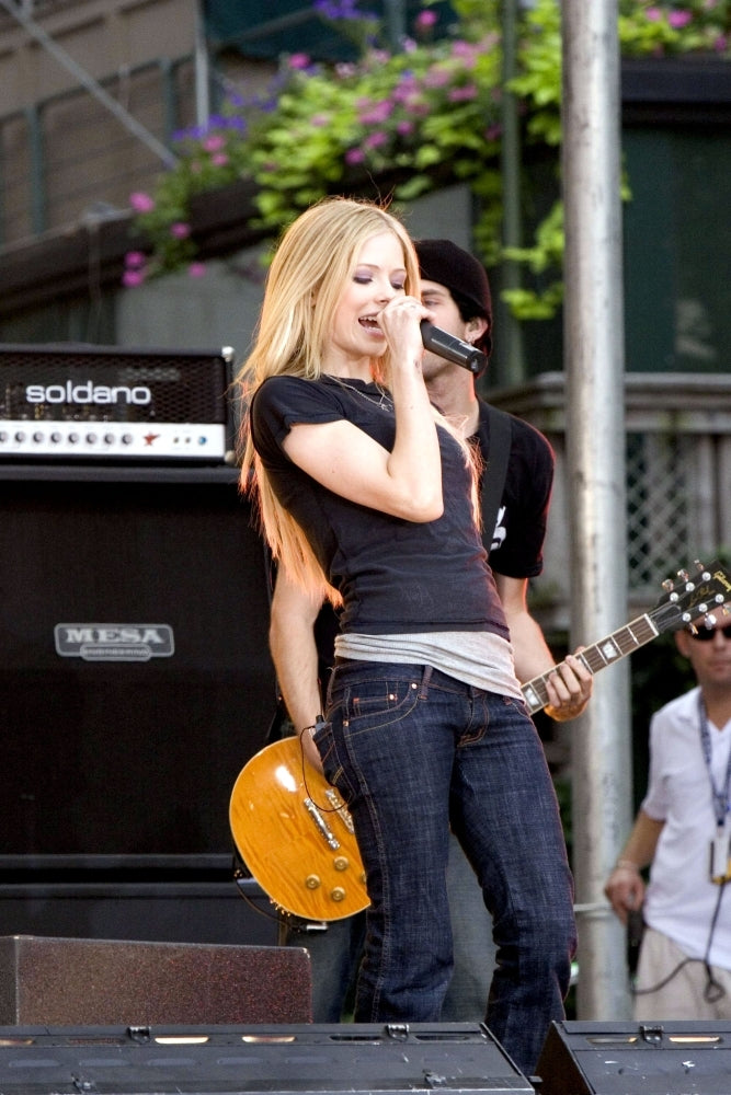 Avril Lavigne At Arrivals For Abc Good Morning America Summer Concert Series Bryant Park York Ny August 26 Image 1