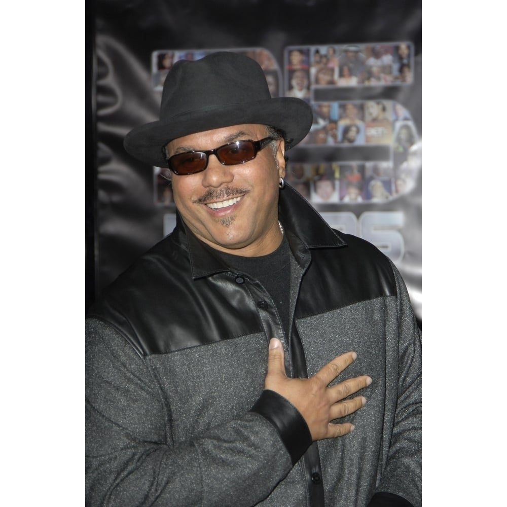 Howard Hewett At Arrivals For Bet Silver Anniversary Celebration The Shrine Auditorium Los Angeles Ca October 26 Image 1