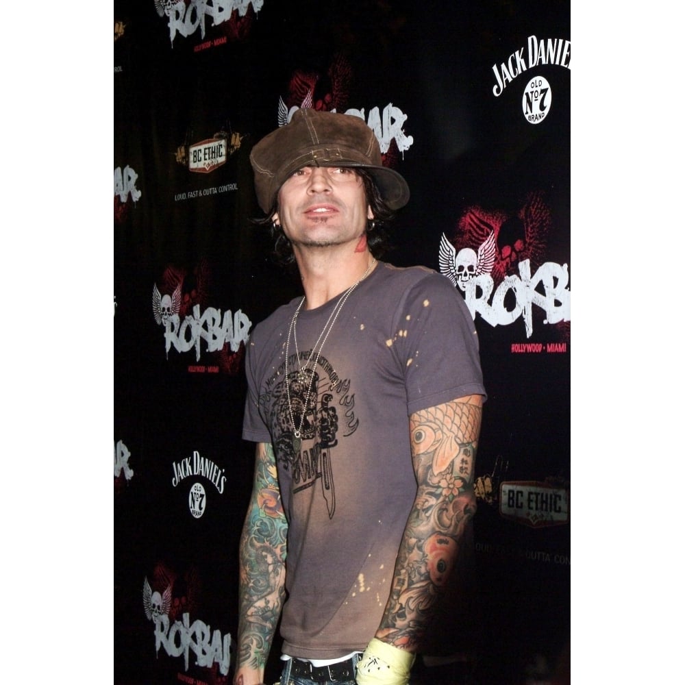 Tommy Lee At Arrivals For Rokbar Hollywood Launch Party Rokbar Hollywood Los Angeles Ca June 30 2005. Photo By Tony Image 1