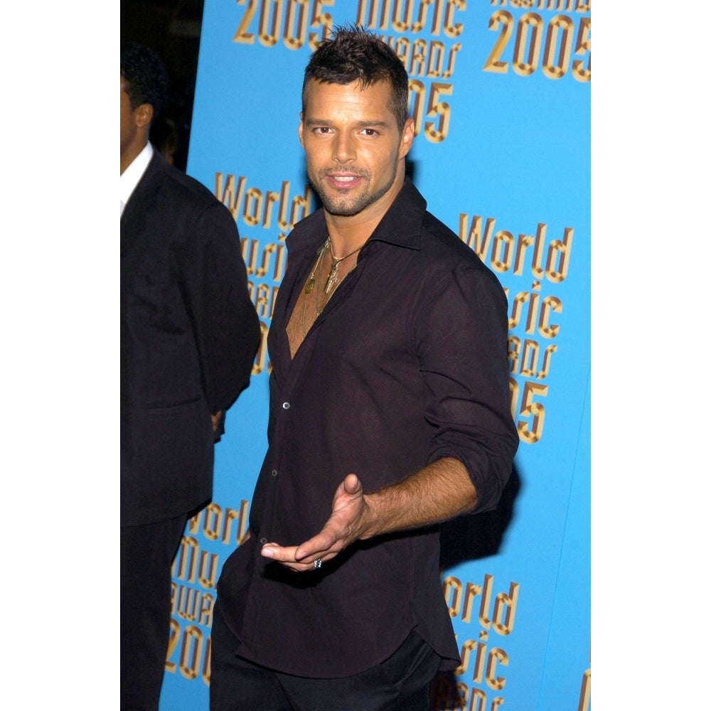 Ricky Martin At Arrivals For The World Music Awards 2005 The Kodak Theatre Los Angeles Ca August 31 2005. Photo By Image 2