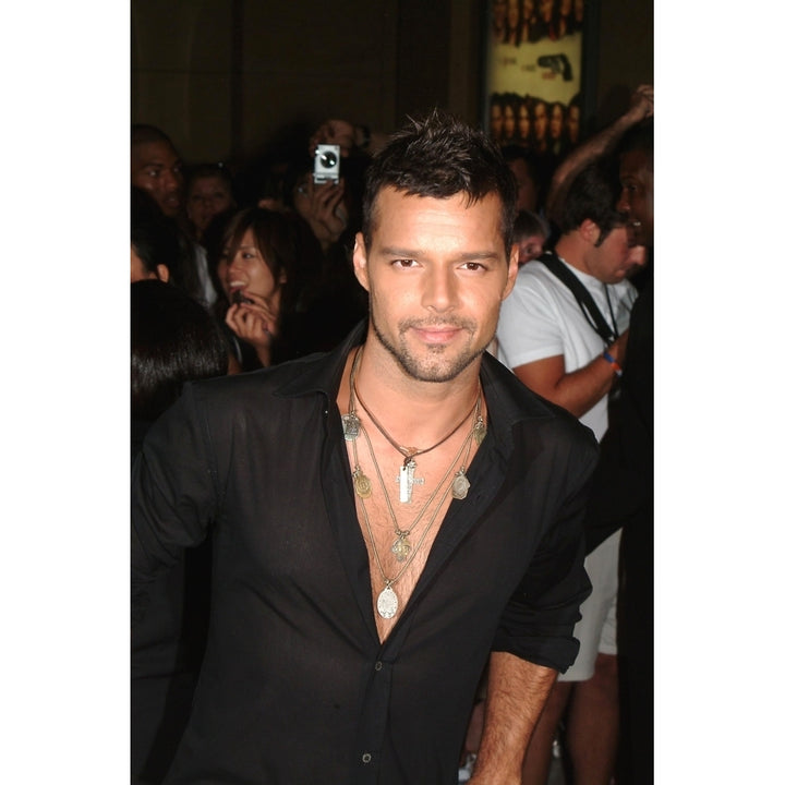 Ricky Martin At Arrivals For World Music Awards 2005 The Kodak Theatre Los Angeles Ca August 31 2005. Photo By Tony Image 1