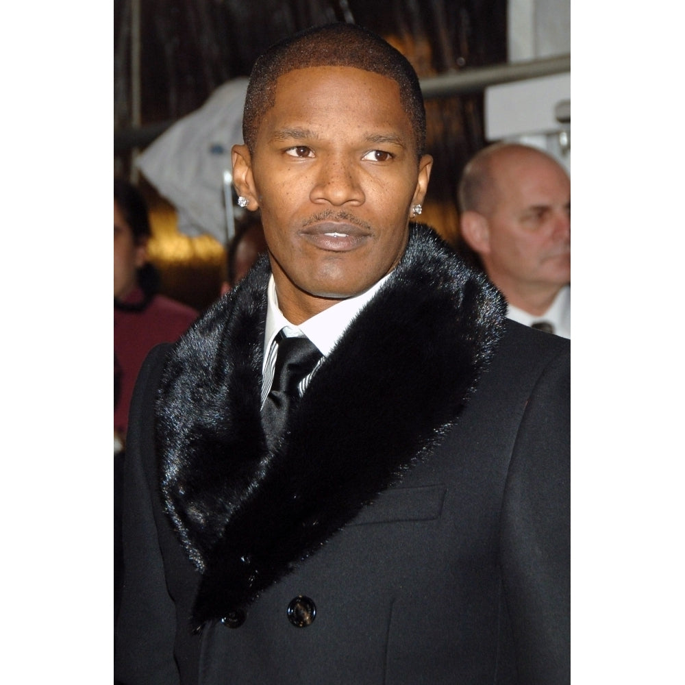 Jamie Foxx At Arrivals For Dreamgirls Premiere Ziegfeld Theatre York Ny December 04 2006. Photo By George Image 2