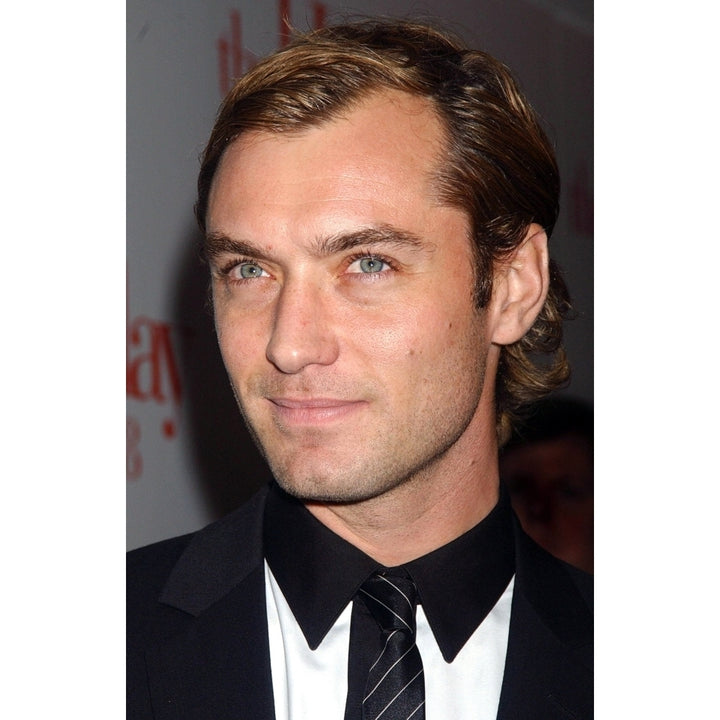 Jude Law At Arrivals For The Holiday Premiere Photo Print Image 1