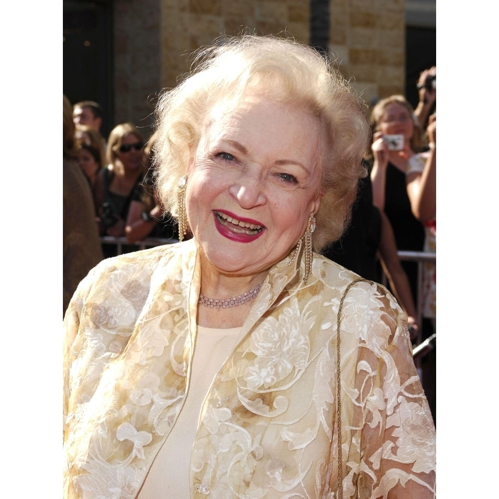 Betty White At Arrivals For 34Th Annual Daytime Emmy Awards The Kodak Theatre Los Angeles Ca June 15 2007. Photo By Image 1