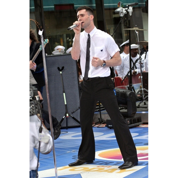 Adam Levine On Stage For Nbc Today Show Concert With Maroon 5 Rockefeller Center York Ny May 28 2007. Photo By Image 1