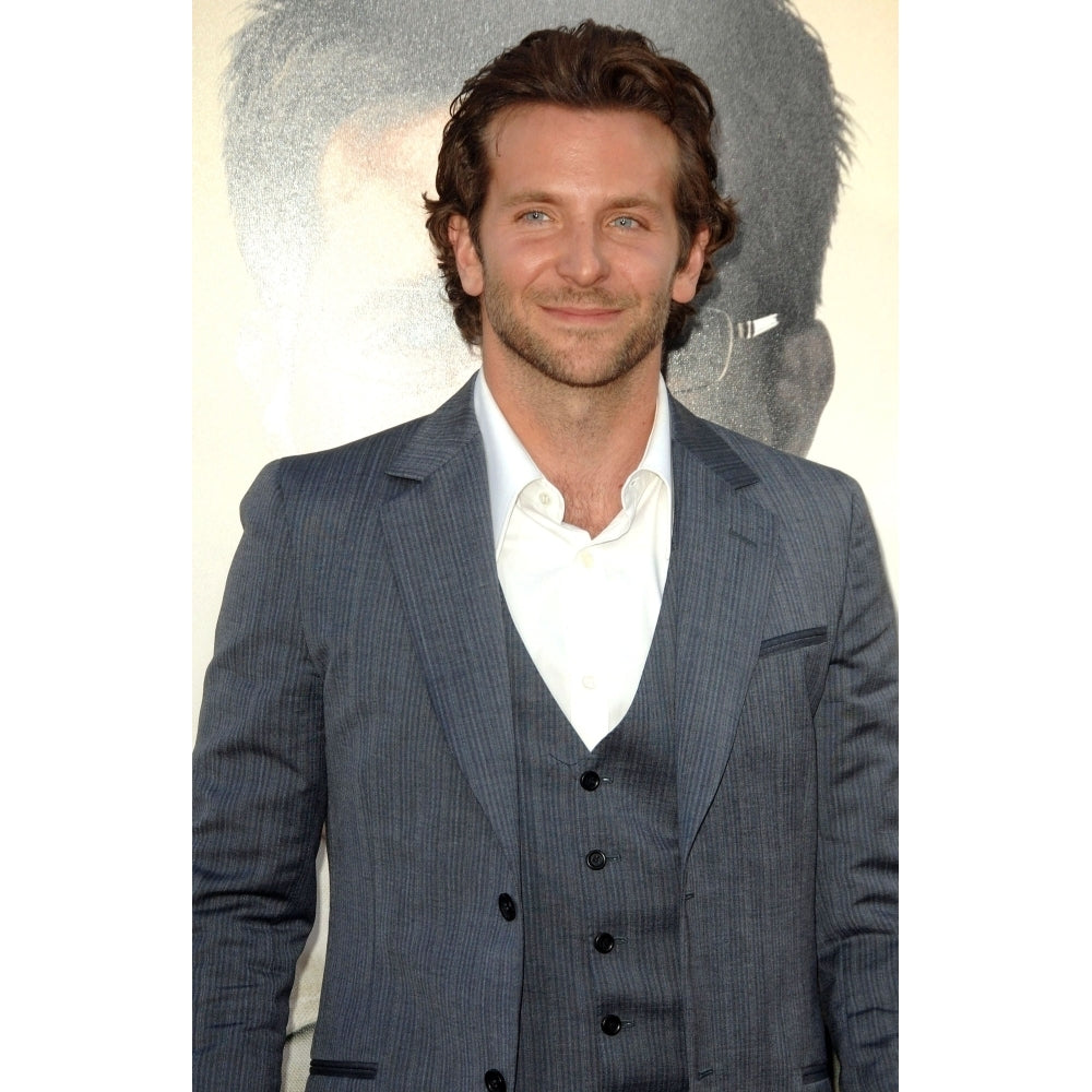 Bradley Cooper At Arrivals For Hangover Premiere GraumanS Chinese Theatre Los Angeles Ca June 2 2009. Photo By Dee Image 2