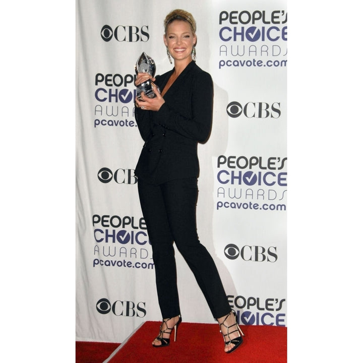 Katherine Heigl In The Press Room For Press Room - 35Th Annual PeopleS Choice Awards Shrine Image 1