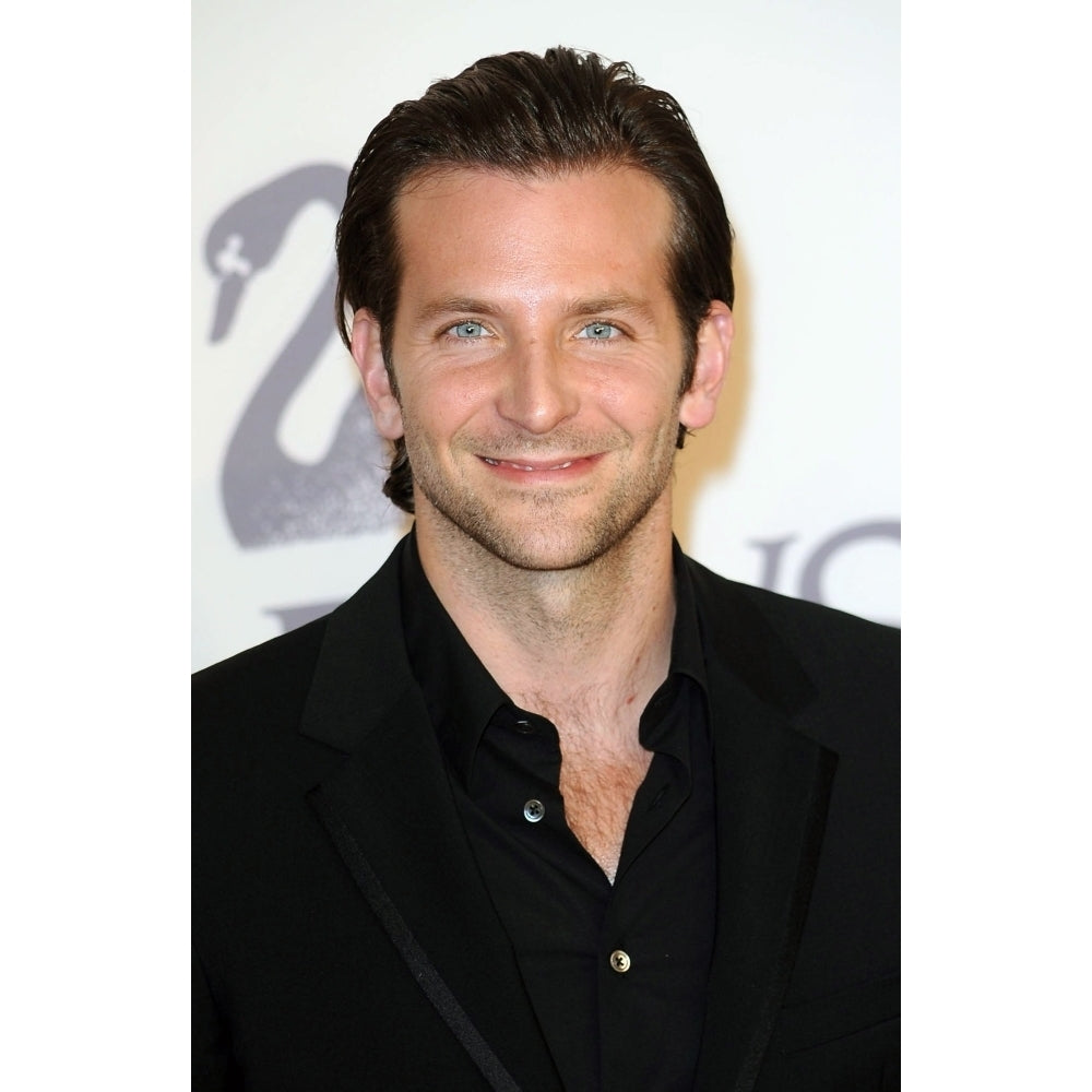 Bradley Cooper At Arrivals For The 2009 Council Of Fashion Designers Of America Cfda Fashion Awards Photo Print Image 2