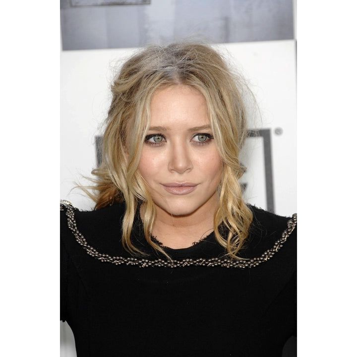 Mary Kate Olsen At Arrivals For Arrivals - Film IndependentS 2009 Spirit Awards On The Beach Santa Monica Ca Image 2