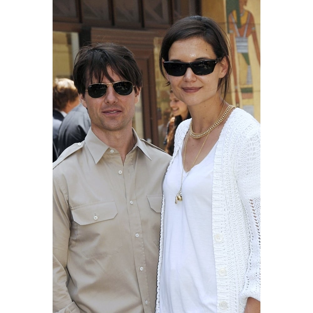 Tom Cruise Katie Holmes At The Induction Ceremony For Star On The Hollywood Walk Of Fame Image 1