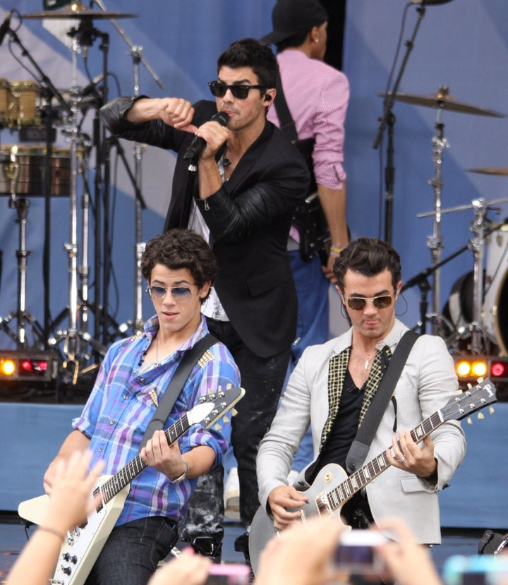 Nick Jonas Joe Jonas Kevin Jonas On Stage For Good Morning America Gma Concert Series With The Image 1