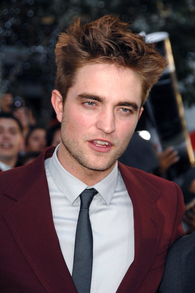 Robert Pattinson At Arrivals For The Twilight Saga Eclipse Premiere The Ziegfeld Theatre Los Angeles Ca June 24 Image 1