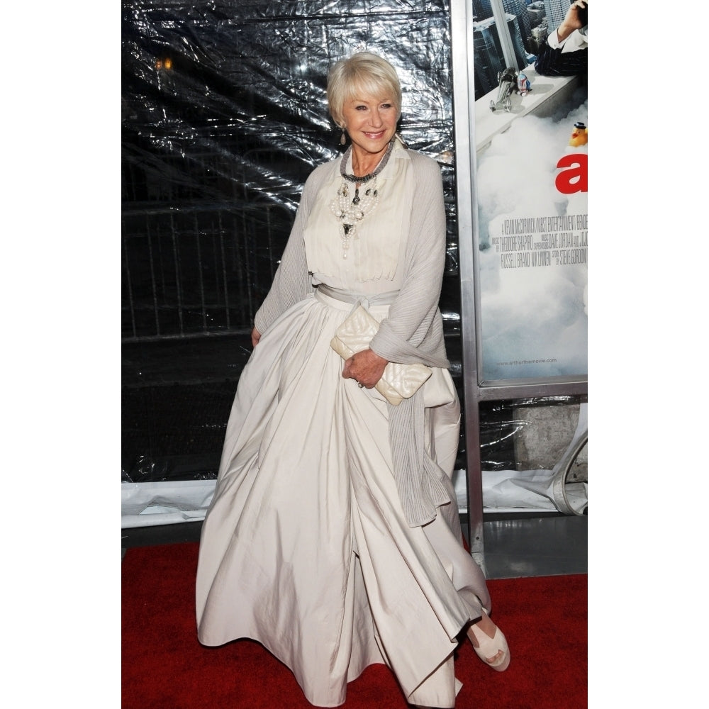 Helen Mirren At Arrivals For Arthur Premiere The Ziegfeld Theatre York Ny April 5 2011. Photo By Desiree Image 1