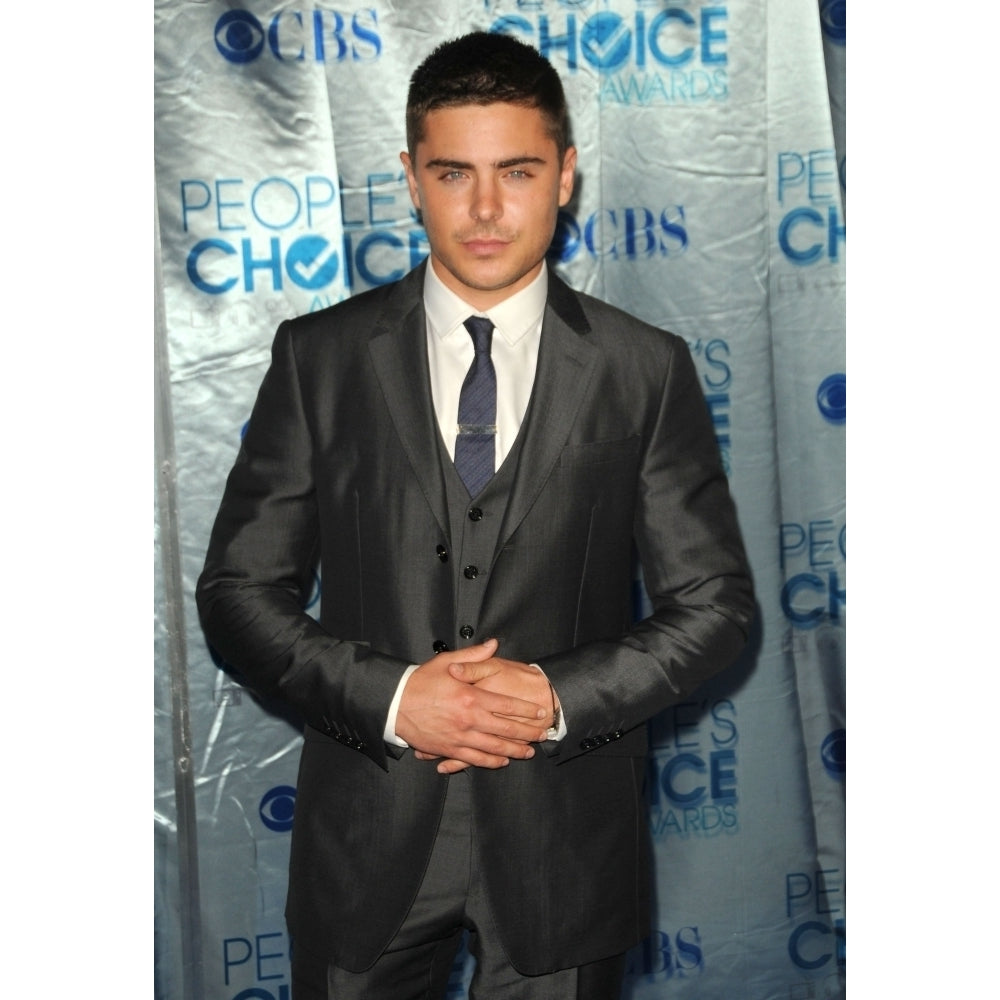 Zac Efron At Arrivals For PeopleS Choice Awards 2011 - Arrivals Nokia Theatre L.A. Live Los Angeles Ca January 5 Image 2