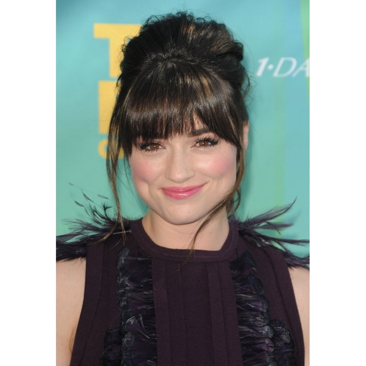 Crystal Reed At Arrivals For 2011 Teen Choice Awards - Arrivals Gibson Amphitheatre Los Angeles Ca August 7 2011. Image 1