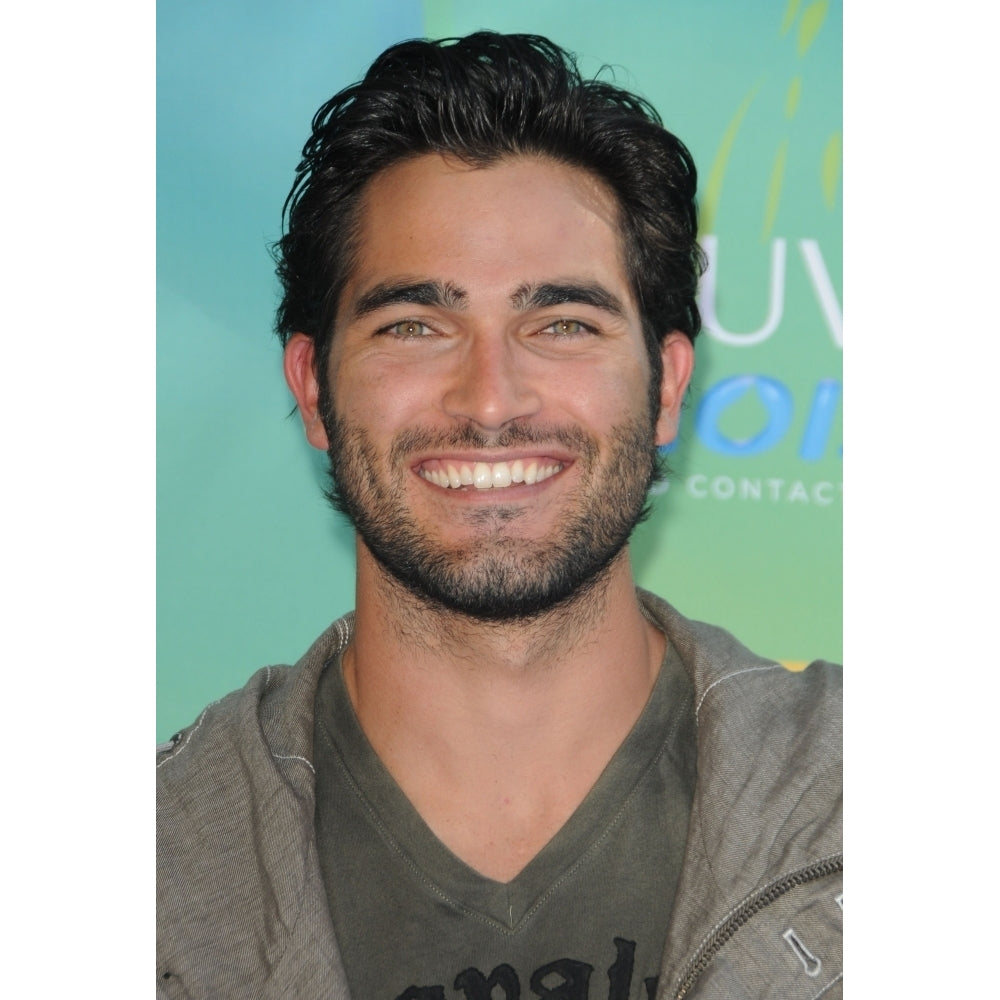 Tyler Hoechlin At Arrivals For 2011 Teen Choice Awards - Arrivals Gibson Amphitheatre Los Angeles Ca August 7 2011. Image 2