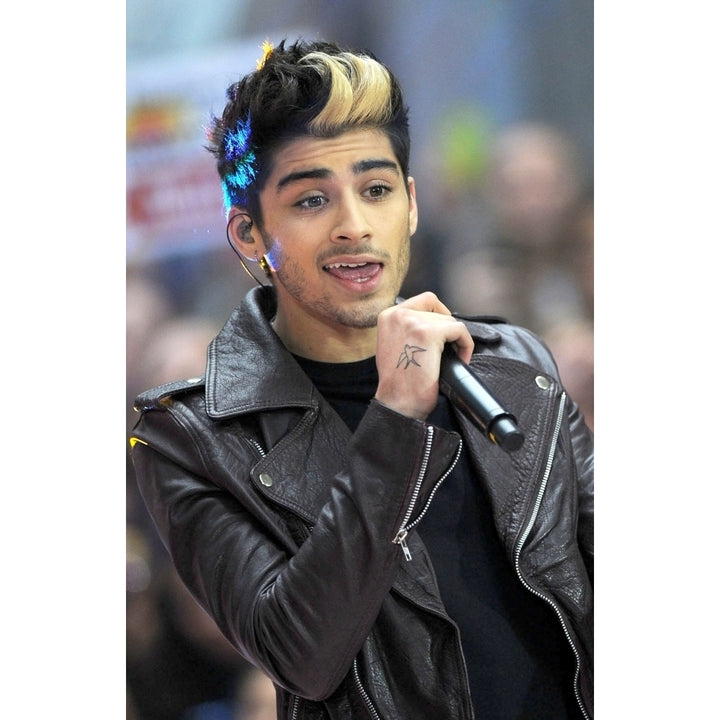 Zayn Malik On Stage For Nbc Today Show Toyota Concert Series With One Direction Photo Print Image 2