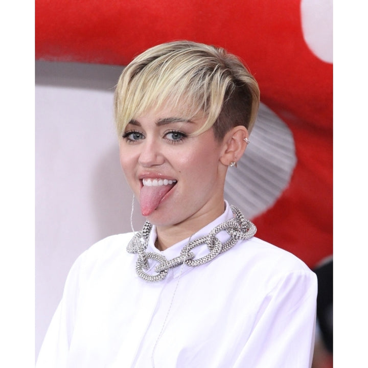 Miley Cyrus On Stage For Nbc Today Show Concert With Miley Cyrus Photo Print Image 1