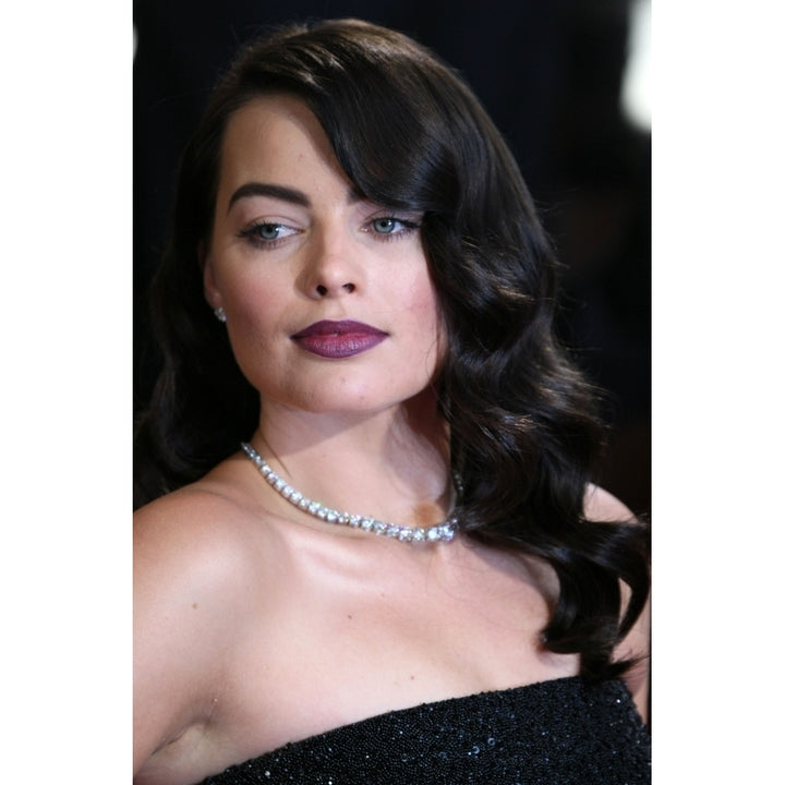 Margot Robbie At Arrivals For The 86Th Annual Academy Awards - Arrivals 2 - Oscars 2014 Photo Print Image 2