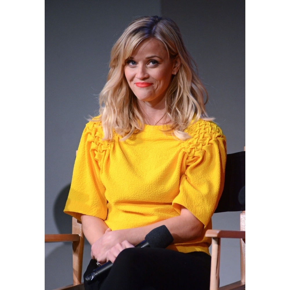 Reese Witherspoon At In-Store Appearance For Meet The Filmmakers Wild The Apple Store Soho York Ny December 3 Image 2