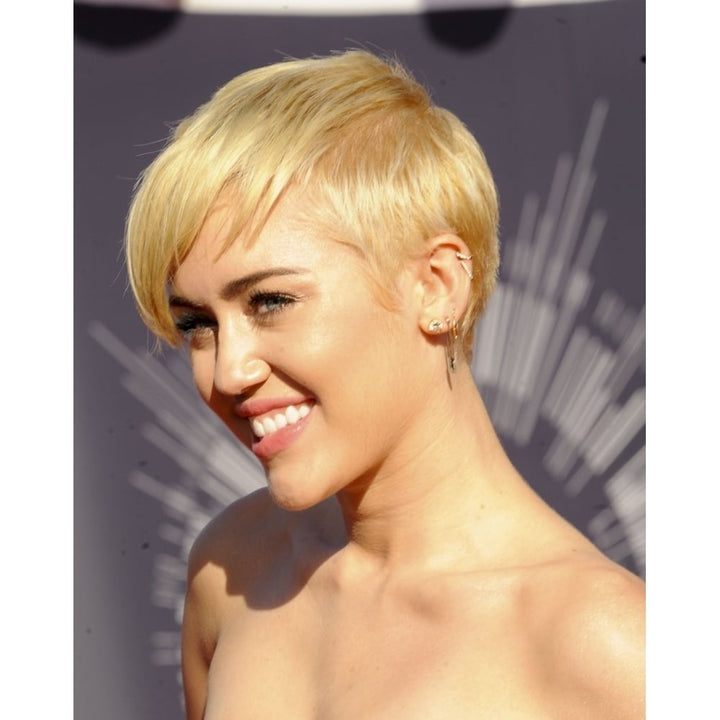 Miley Cyrus At Arrivals For Mtv Video Music Awards 2014 Photo Print Image 1