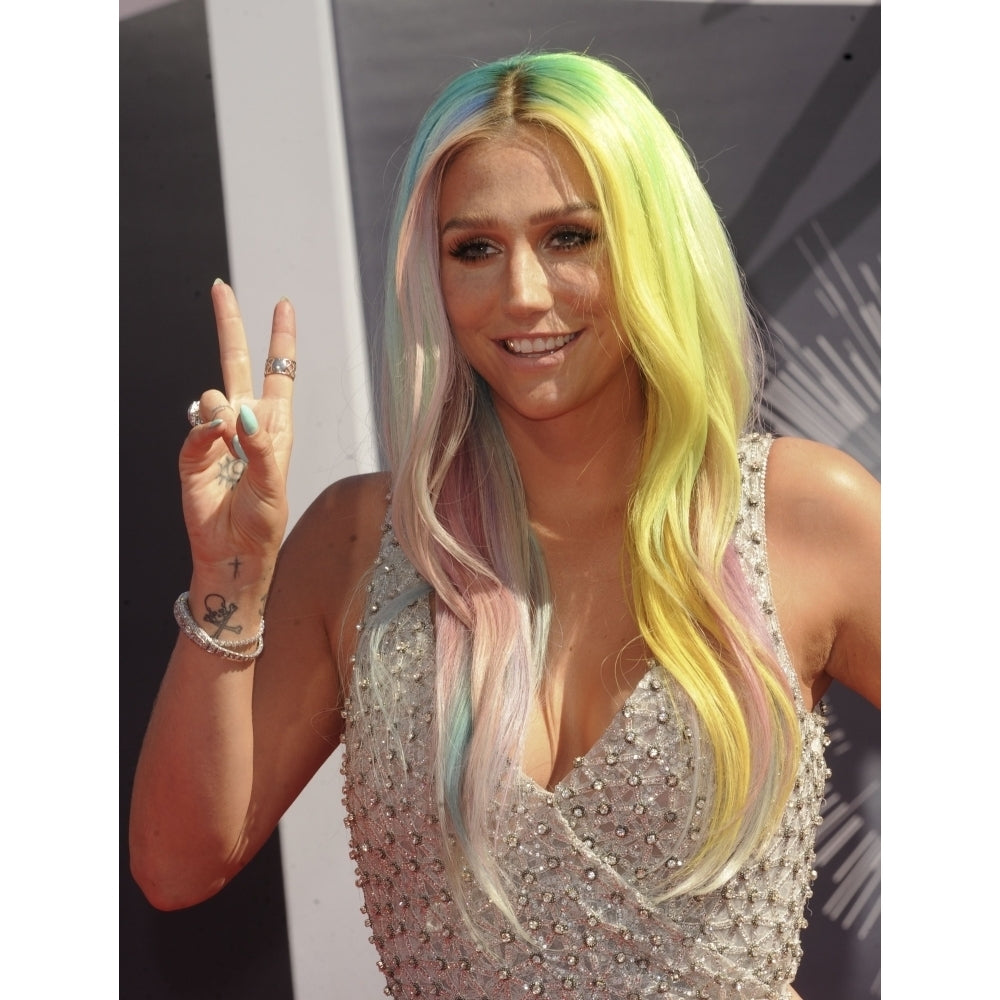 Kesha At Arrivals For Mtv Video Music Awards 2014 The Forum Inglewood Ca August 24 2014. Photo By Elizabeth Image 2