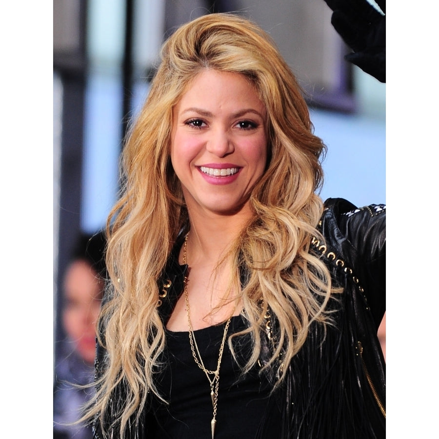 Shakira On Stage For Nbc Today Show Concert With Shakira Photo Print Image 1