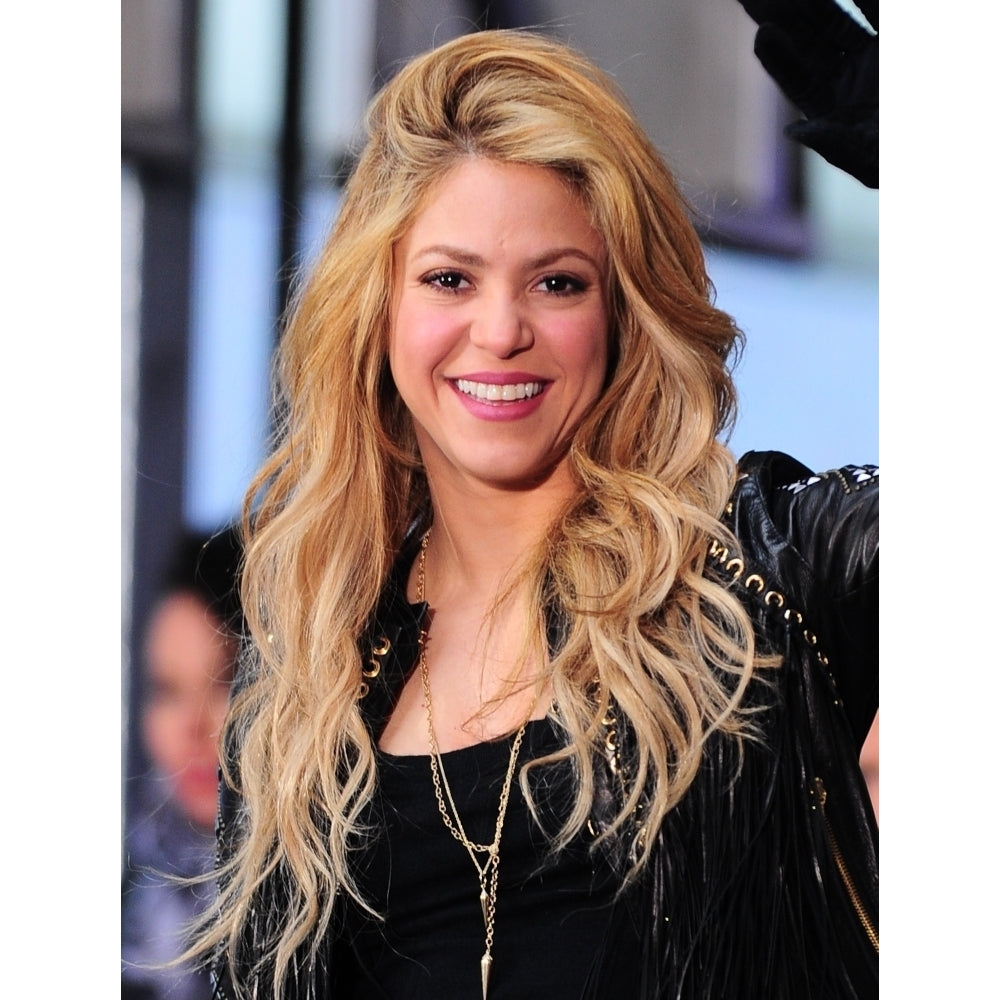 Shakira On Stage For Nbc Today Show Concert With Shakira Photo Print Image 2