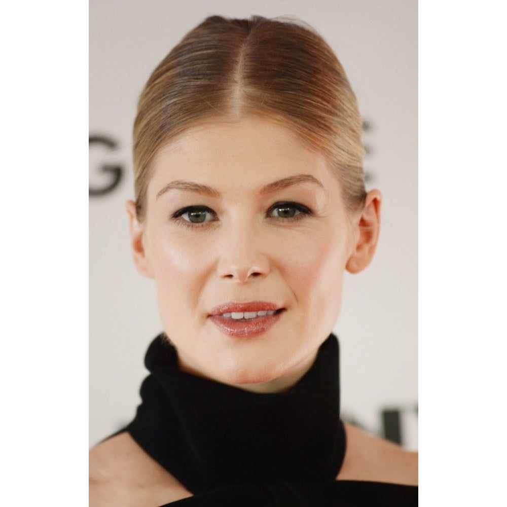 Rosamund Pike Arrivals For Gone Girl World Premiere And Opening Night Gala The 52Nd York Film Festival Image 2