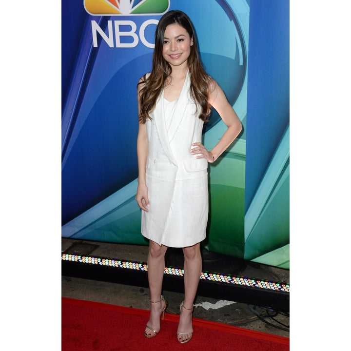 Miranda Cosgrove At Arrivals For Nbc Network Upfronts 2015 Radio City Music Hall York Ny May 11 2015. Photo By Image 1