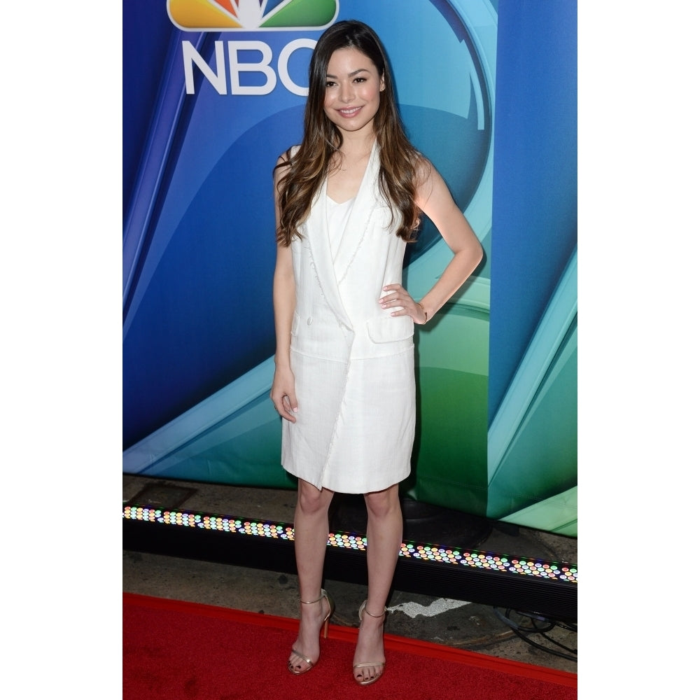 Miranda Cosgrove At Arrivals For Nbc Network Upfronts 2015 Radio City Music Hall York Ny May 11 2015. Photo By Image 2