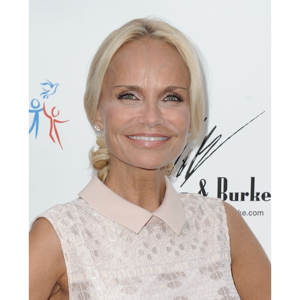 Kristin Chenoweth At Arrivals For The Human Rights Hero Awards Beso Hollywood Los Angeles Ca September 21 2015. Image 2