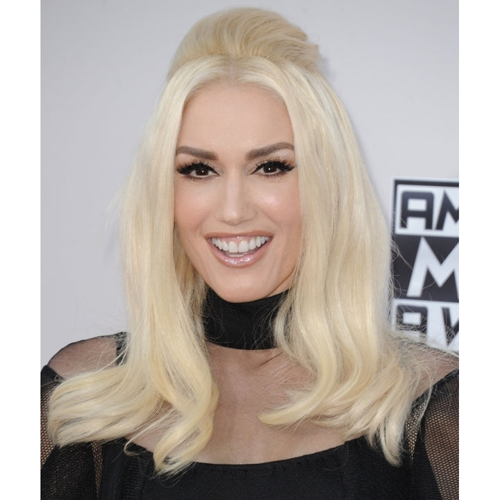 Gwen Stefani At Arrivals For 2015 American Music Awards - Arrivals 2 Microsoft Theater Los Angeles Ca November 22 Image 2