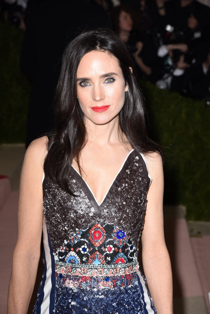 Jennifer Connelly In Louis Vuitton At Arrivals For Manus X Machina Fashion In An Age Of Technology Opening Night Image 1