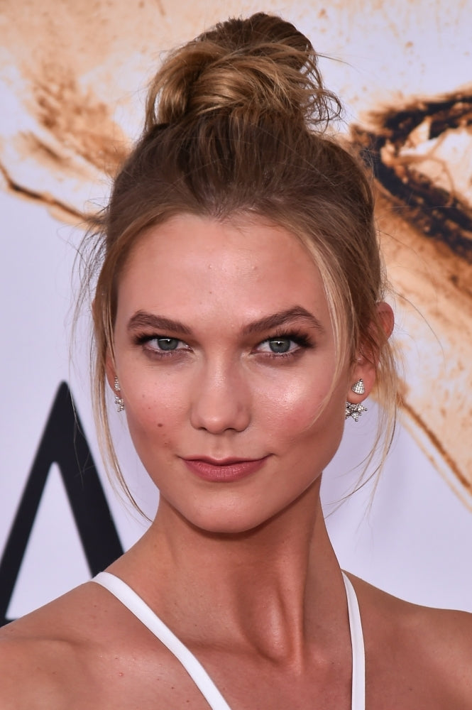 Karlie Kloss At Arrivals For 2016 Cfda Fashion Awards Photo Print Image 1