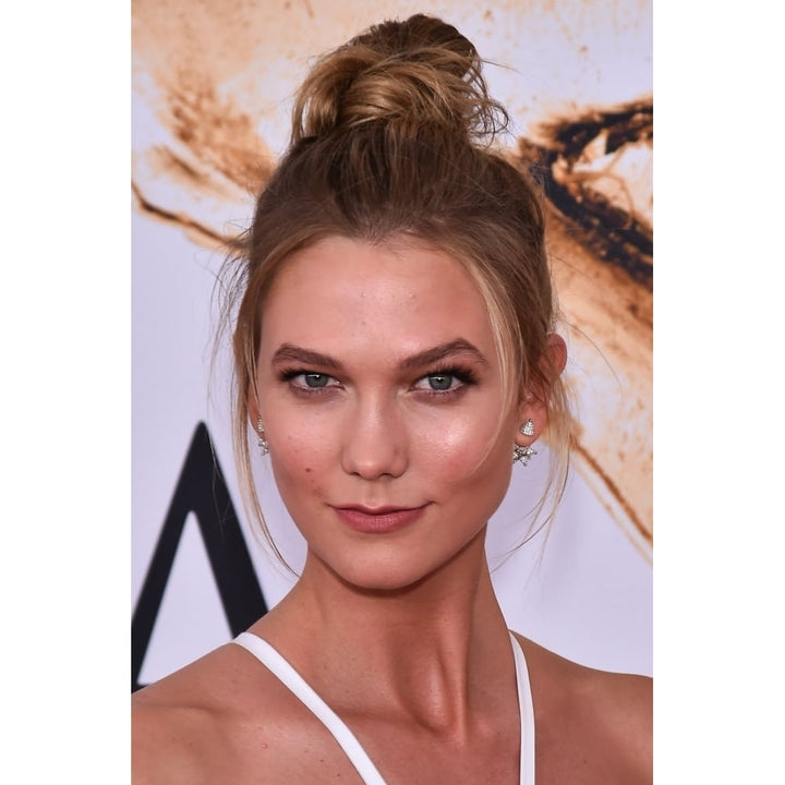 Karlie Kloss At Arrivals For 2016 Cfda Fashion Awards Photo Print Image 1