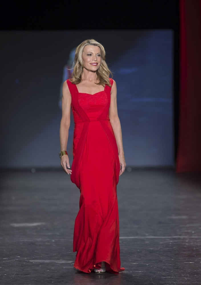 Vanna White On The Runway For Go Red For Women Red Dress Collection 2016 Skylight Moynihan Station York Ny Image 1