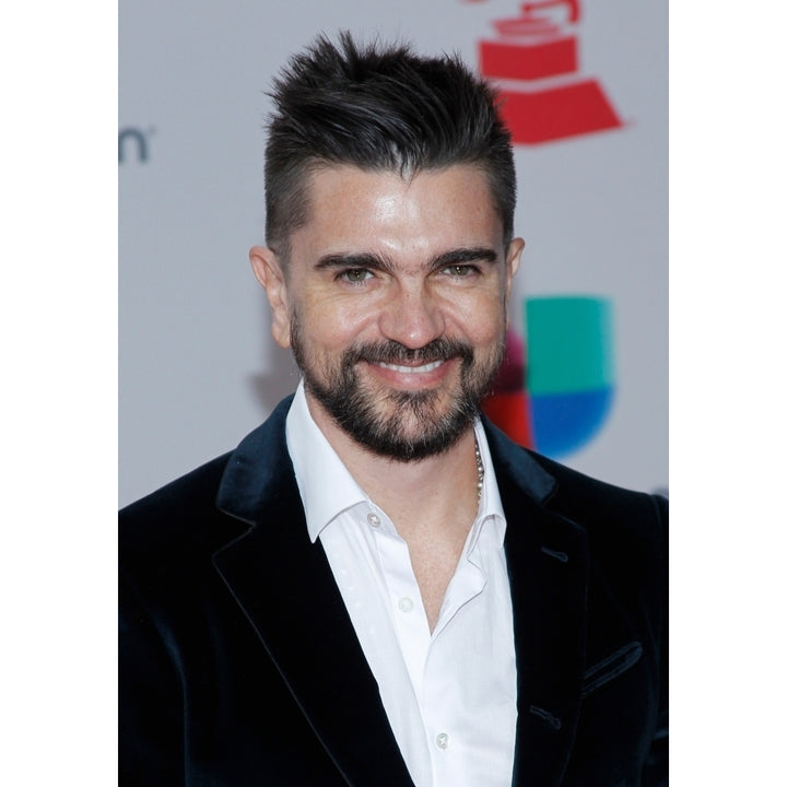 Juanes At Arrivals For 18Th Annual Latin Grammy Awards Show - Arrivals 3 Mgm Grand Garden Arena Las Vegas Nv November Image 2