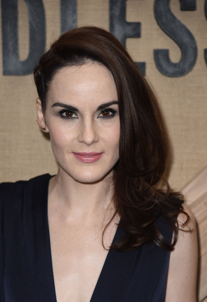 Michelle Dockery At Arrivals For Godless Premiere On Netflix Metrograph York Ny November 19 2017. Photo By Derek Image 1