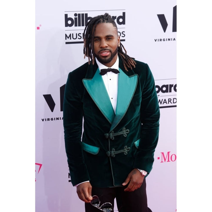 Jason Derulo At Arrivals For Billboard Music Awards 2017 - Arrivals 2 T-Mobile Arena Las Vegas Nv May 21 2017. Photo Image 1