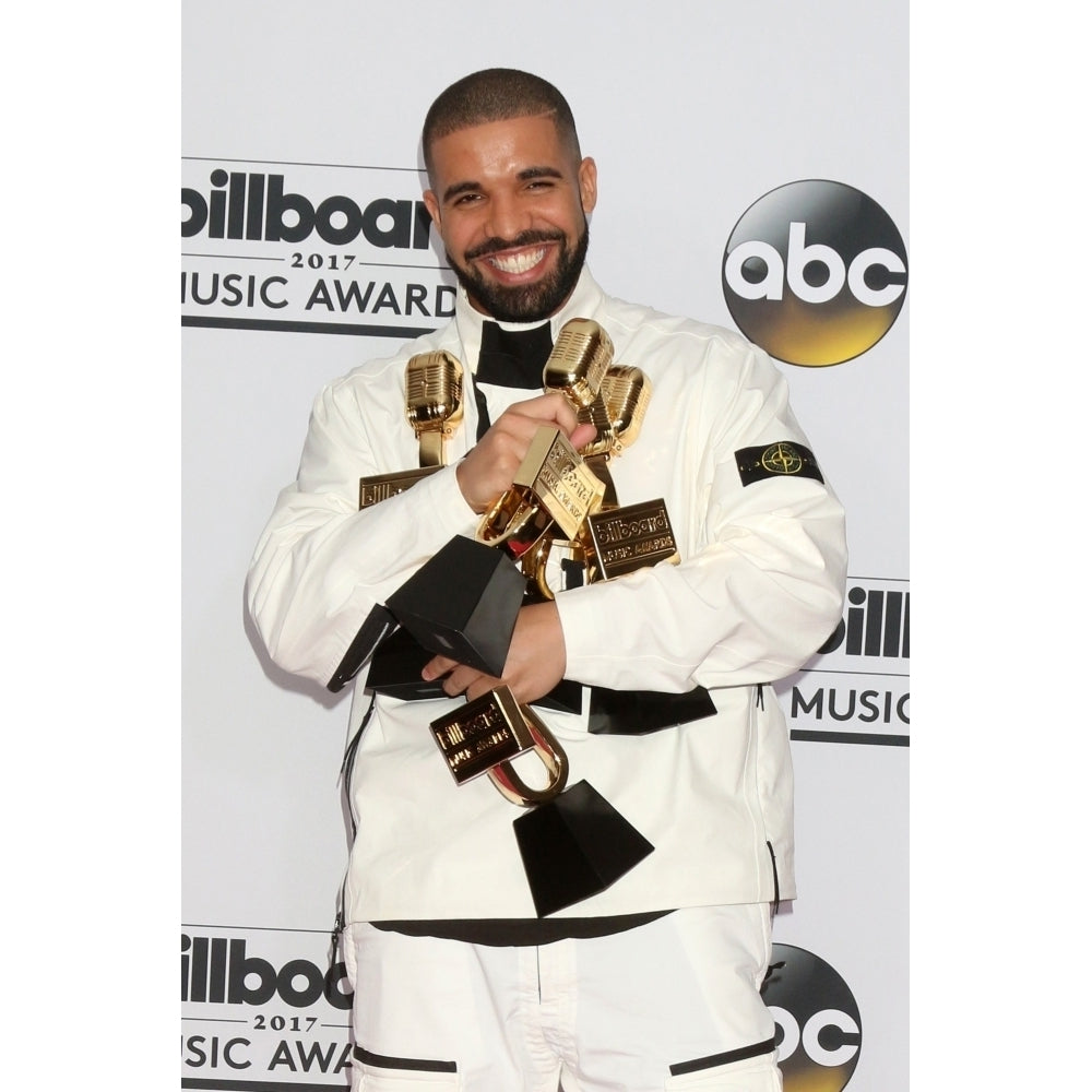 Drake In The Press Room For Billboard Music Awards 2017 - Press Room T-Mobile Arena Las Vegas Nv May 21 2017. Photo Image 1