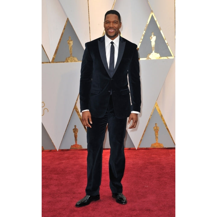 Michael Strahan At Arrivals For The 89Th Academy Awards Oscars 2017 - Arrivals 3 The Dolby Theatre At Hollywood And Image 1