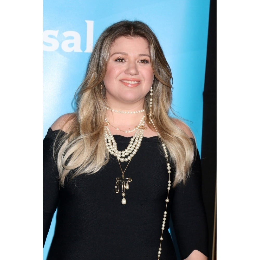 Kelly Clarkson At Arrivals For Nbc Universal Tca Winter Press Tour 2018 The Langham Huntington Pasadena Ca January 9 Image 2