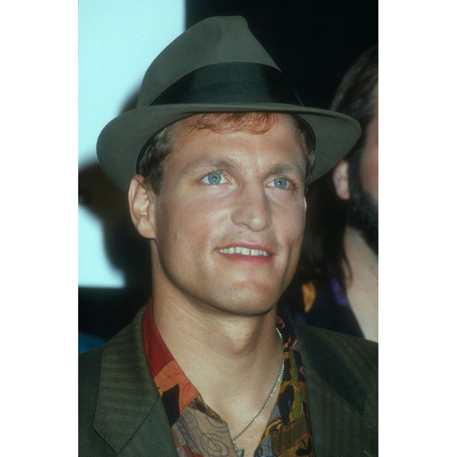 Woody Harrelson 1992 Photo By Michael Ferguson Poster Print Image 1