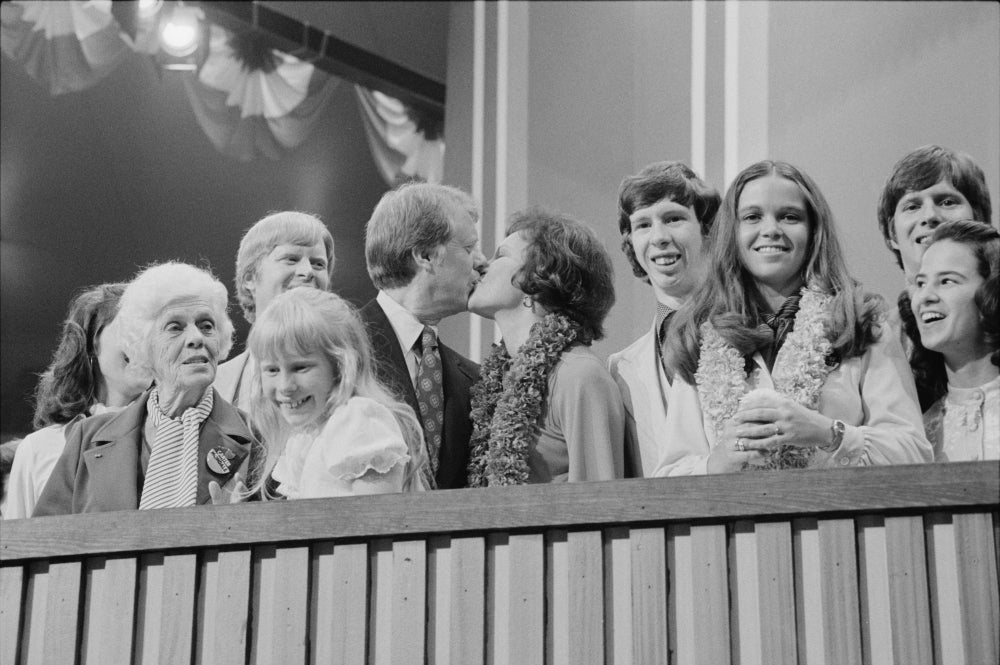 1976 Democratic Convention. Jimmy And Rosalynn Carter Kissing History Image 1