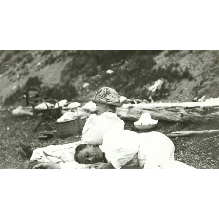 Franklin And Eleanor Roosevelt Relaxing At Campobello. 1910. Picnic Baskets Are In The Background. Image 1